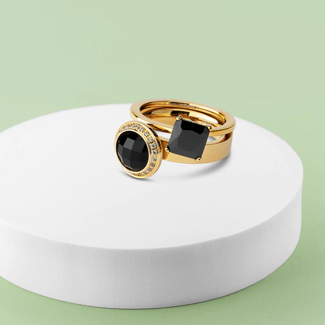 Melano - Steen Twisted Lush Black