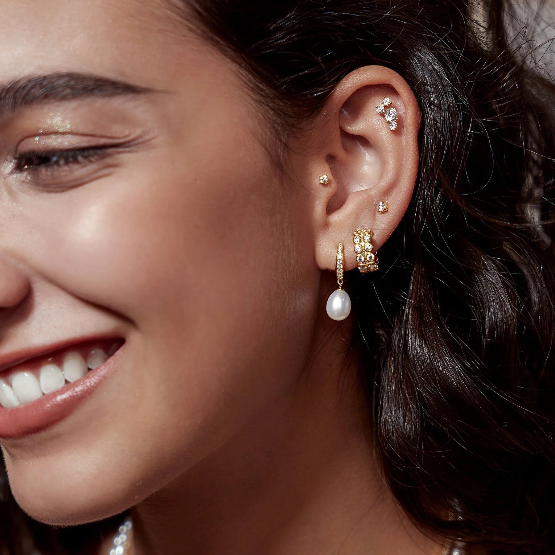 Ania Haie - Oorbellen Gold Freshwater Pearl Drop - Luxedy