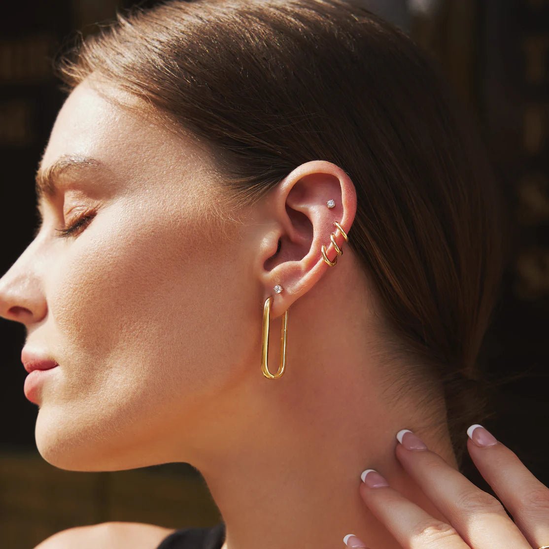 Ania Haie - Oorbellen Gold Tube Small Huggie Hoops - Luxedy