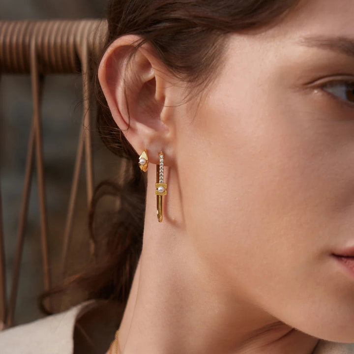 Ania Haie - Oorbellen Pearl Geometric Huggie Hoop - Luxedy