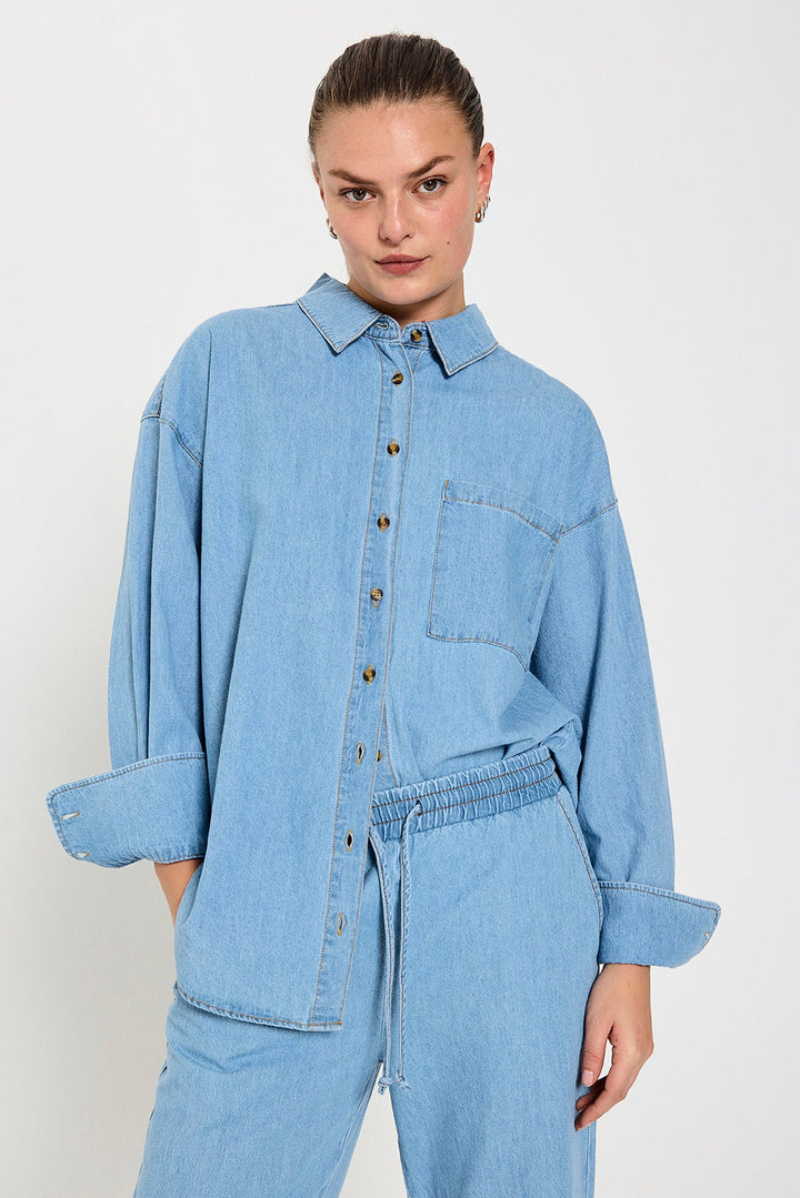 Freequent - Blouse Lisea Light Blue Denim - Luxedy