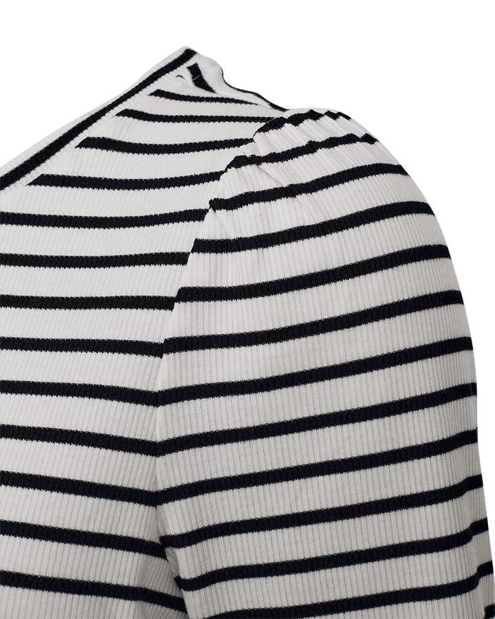 Freequent - T-Shirt Eloisei Star Offwhite & Black - Luxedy