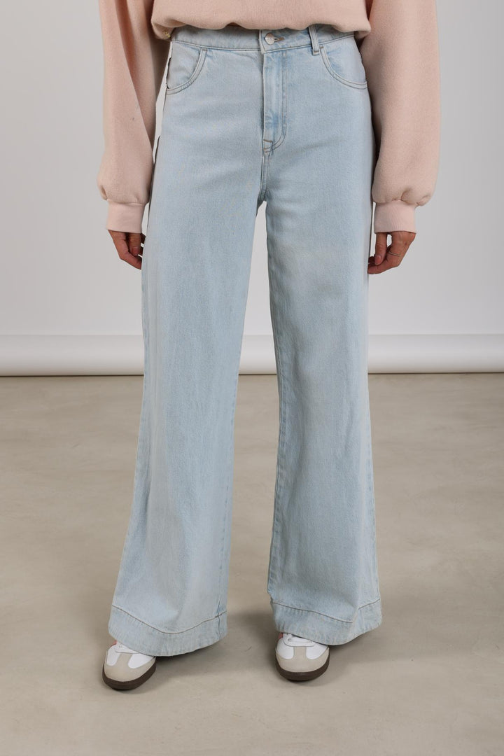 NUKUS - Broek Abby Denim Strass Bleached - Luxedy