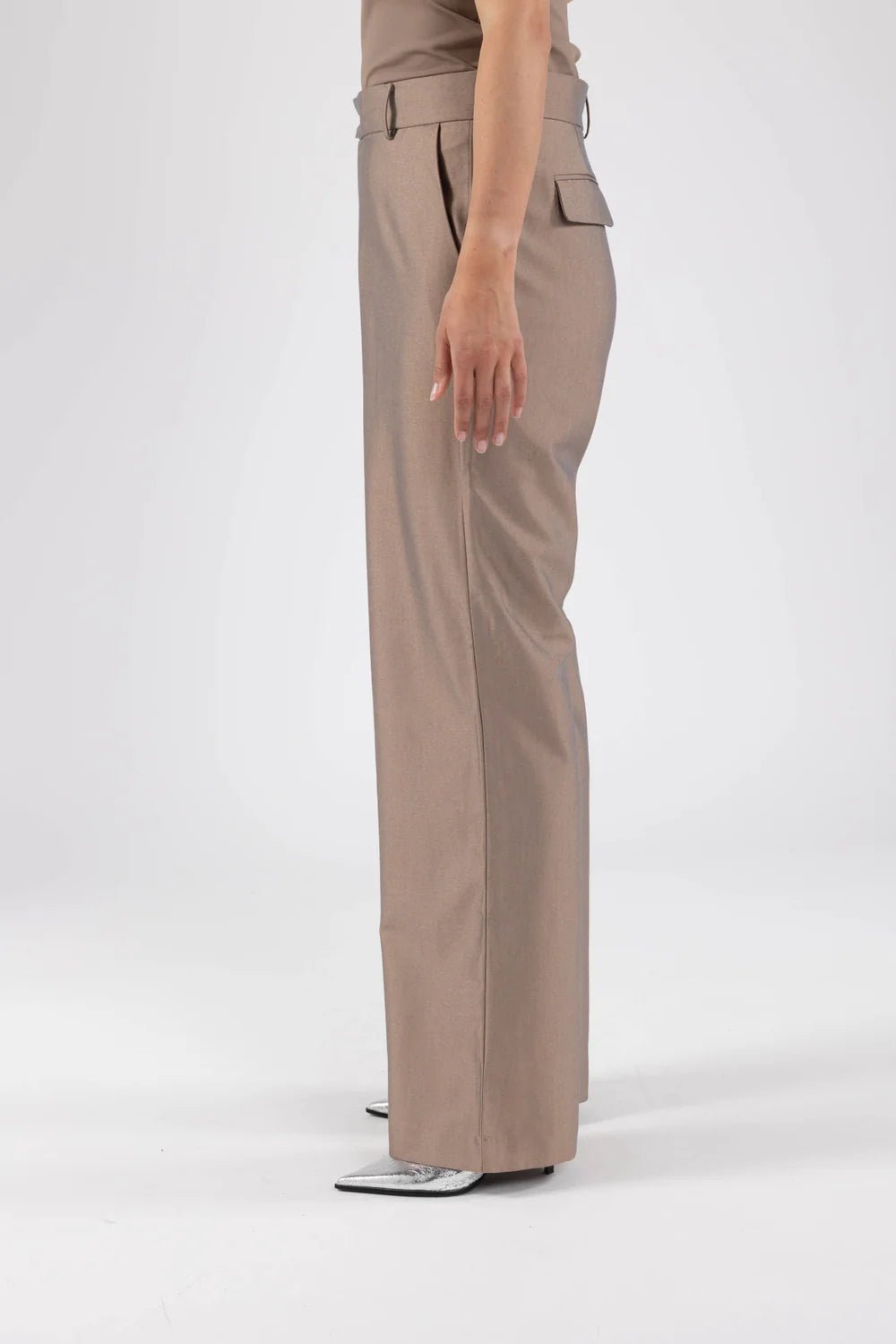 NUKUS - Broek New York Walnut - Luxedy