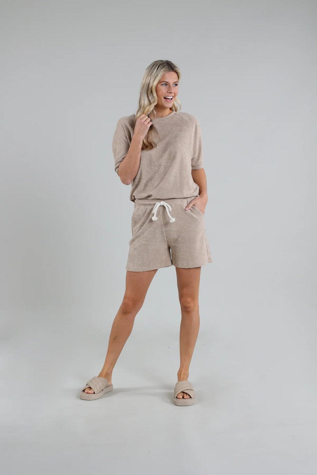 NUKUS - Broek Spree Short Terry Sand - Luxedy