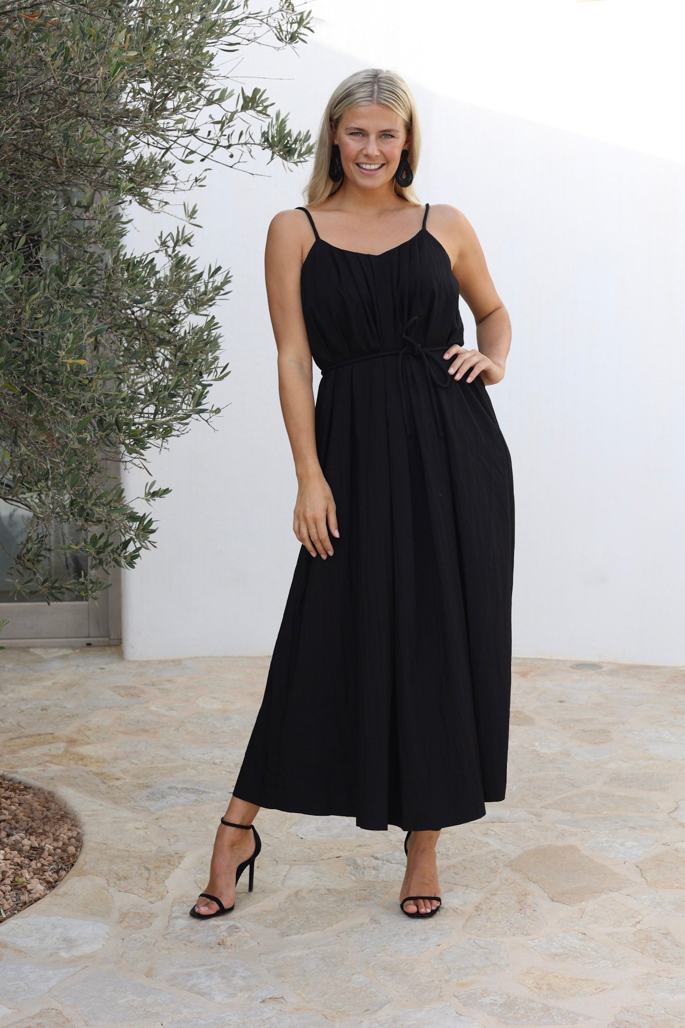 NUKUS - Jurk Isabel Robe Black - Luxedy