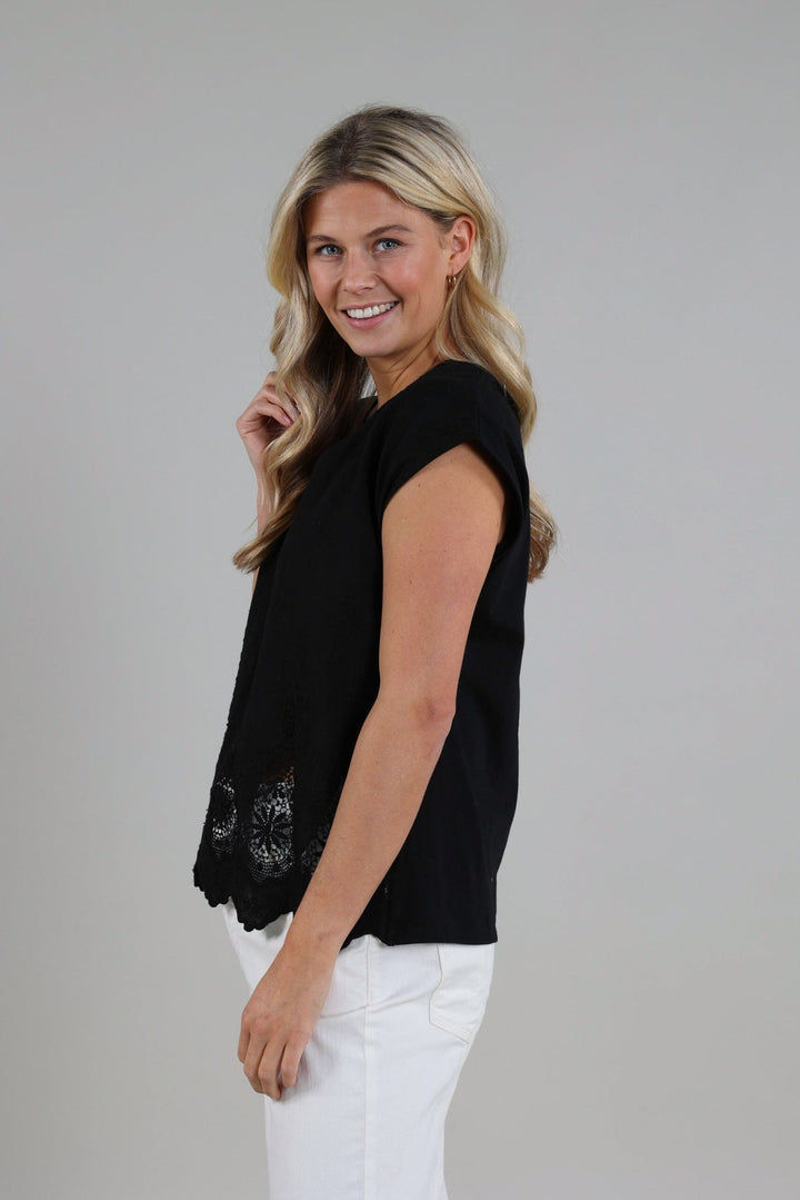 NUKUS - Top Barbara Embroidery Black - Luxedy
