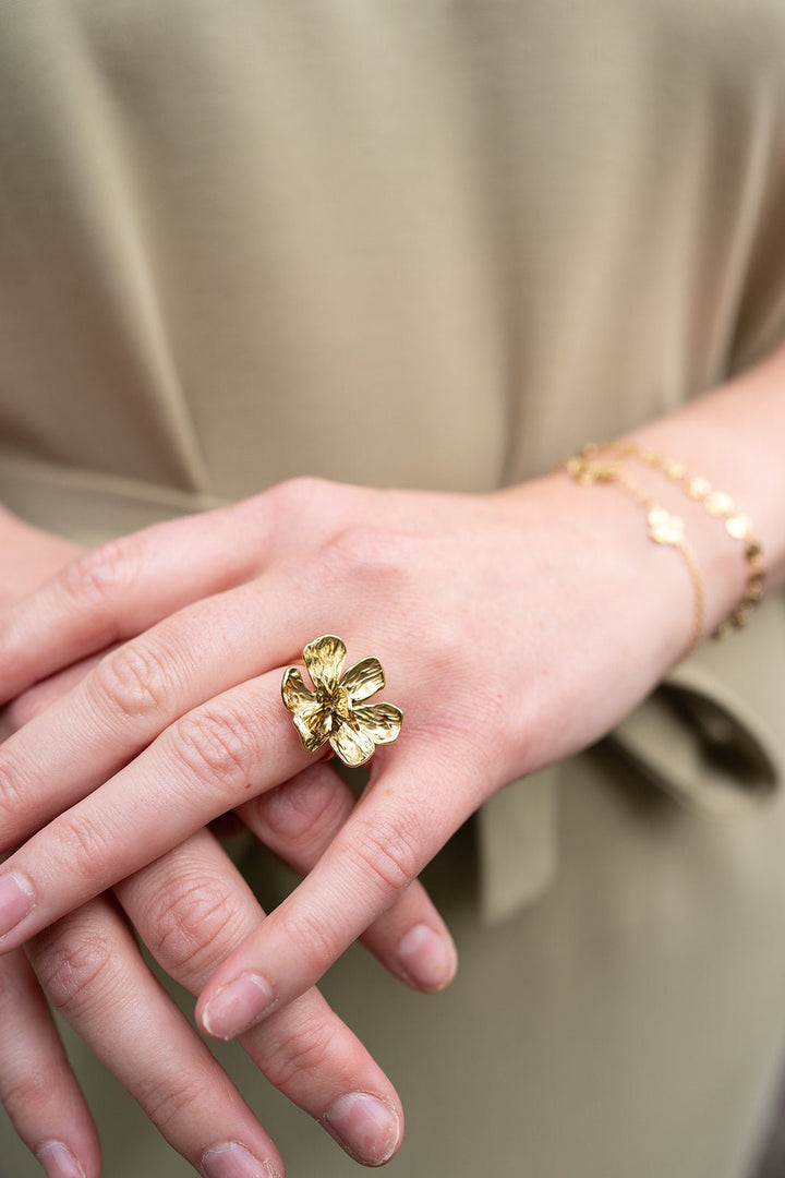 Ring - Eliane Textured Flower - Luxedy