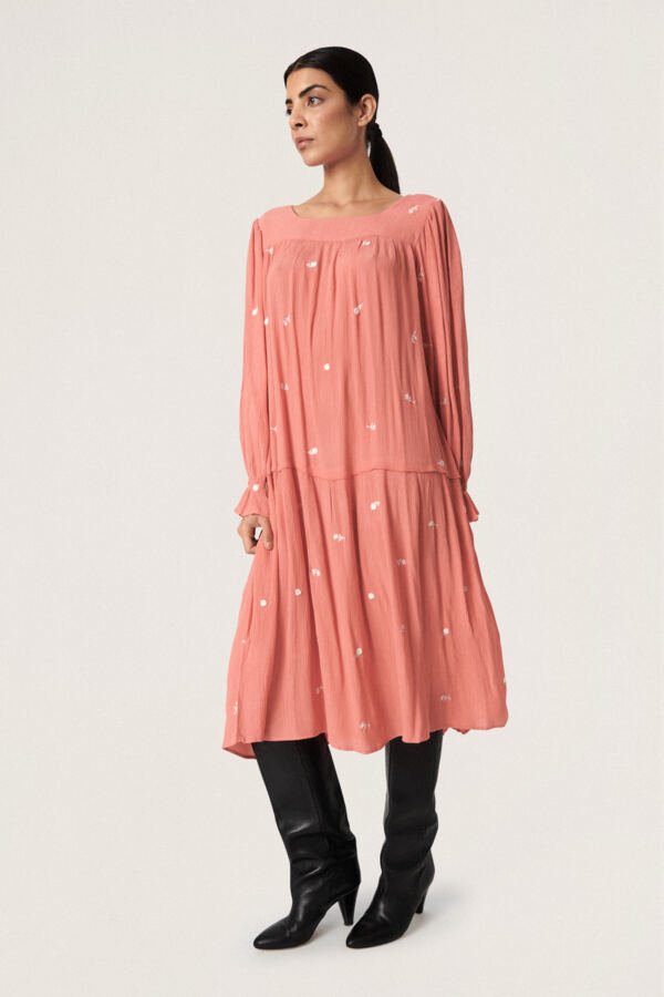 Soaked in Luxury - Jurk Nikolina Faded Rose - Luxedy