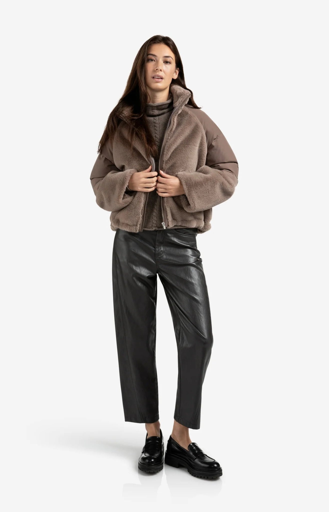 YAYA - Broek Faux Leather Anthracite Brown - Luxedy