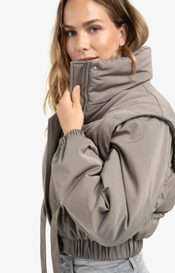 YAYA - Jas Cropped Jacket (zip - off sleeves) Taupe Grey - Luxedy