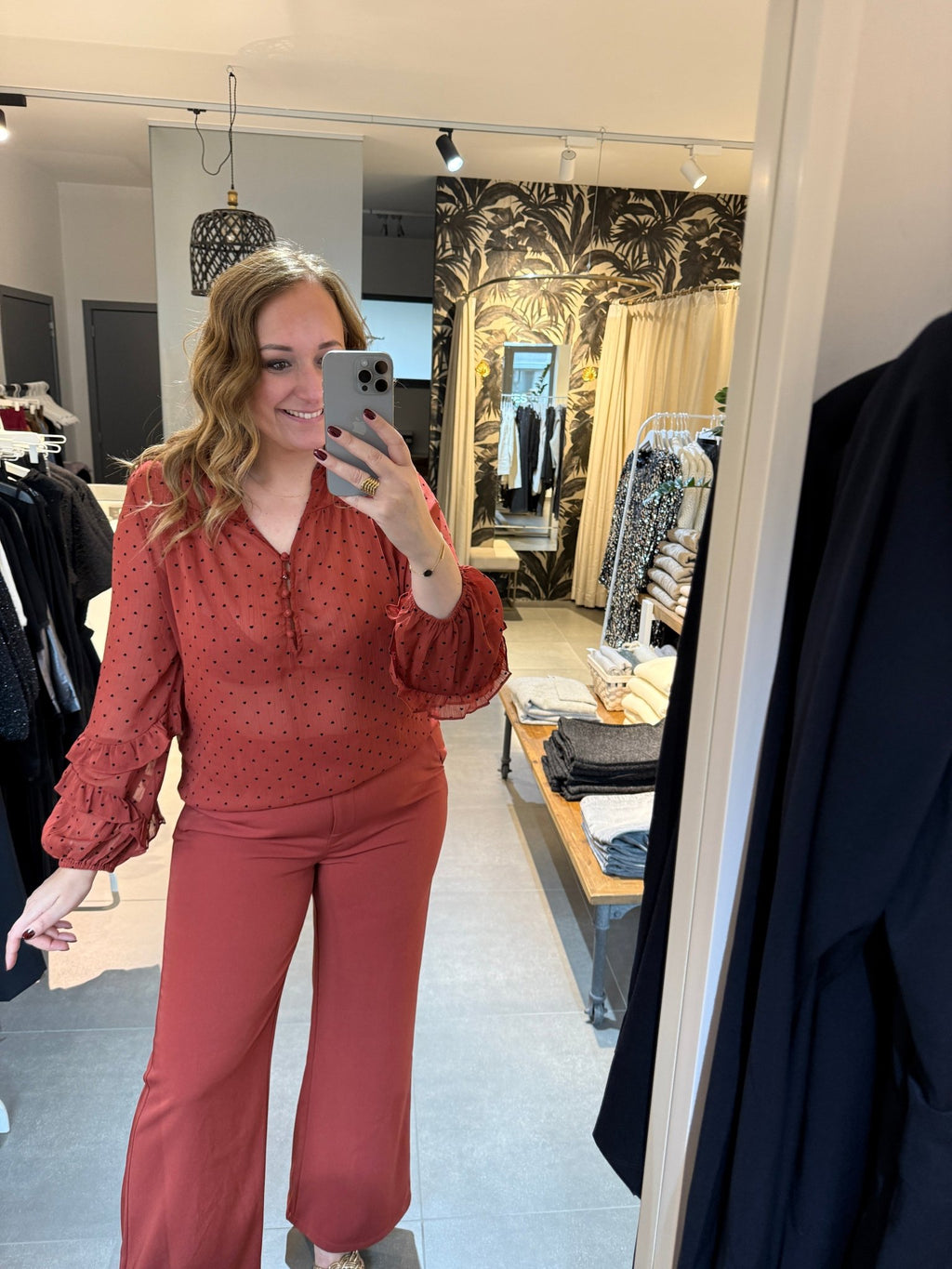 Ydence - Blouse Nola Hearts Brick - Luxedy