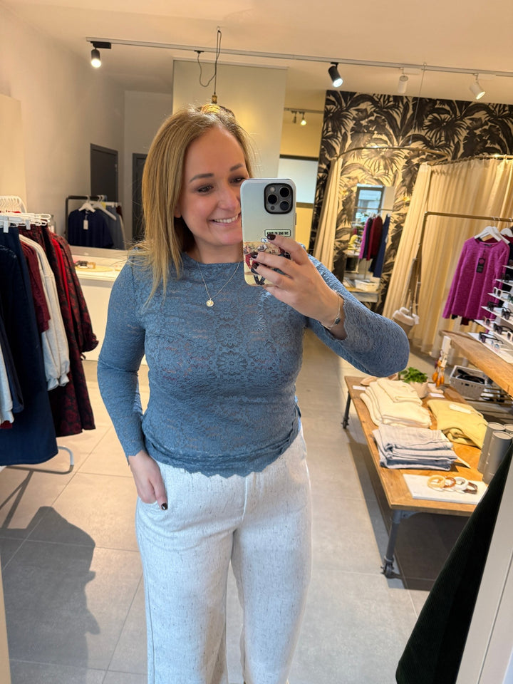 Ydence - Top Loiza Broderie Blue Grey - Luxedy