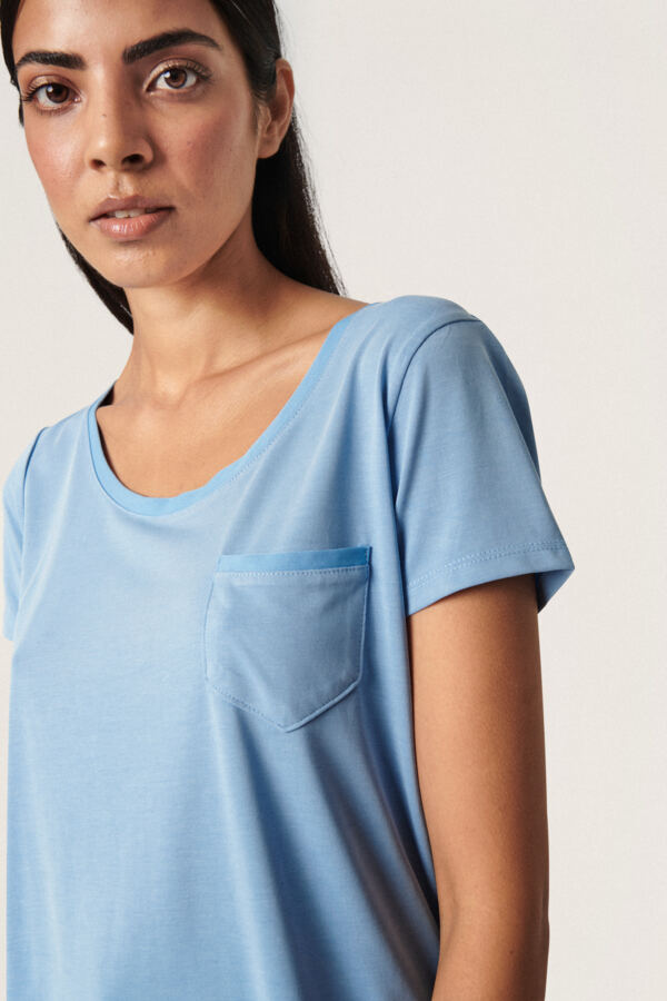 Soaked in Luxury - Shirt Columbine V-Neck Allure Blue