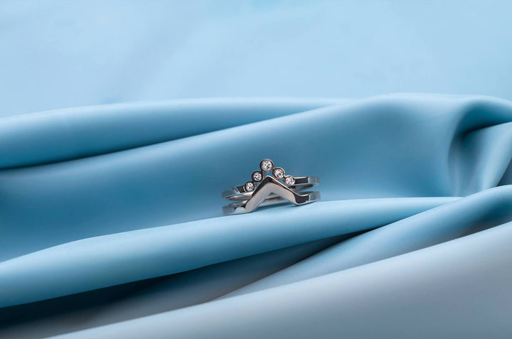 Melano - Ring Friends Pointed Crystal Zilver - Luxedy