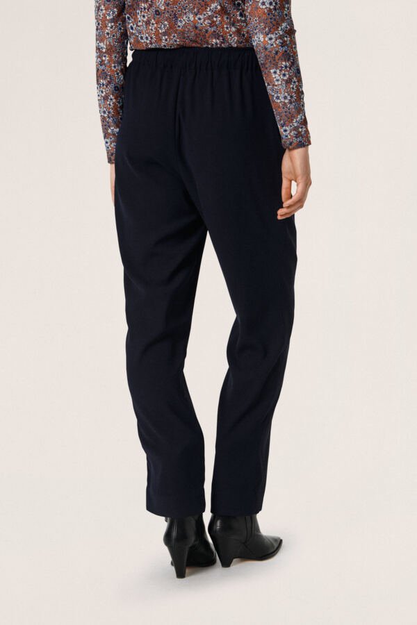 Soaked in Luxury - Broek Shirley Tapered Night Sky Blue - Luxedy