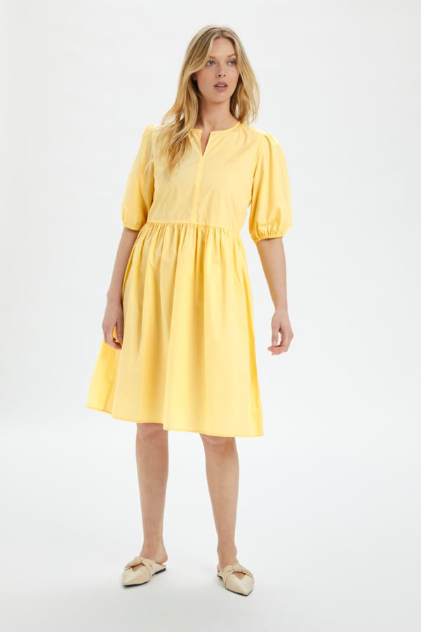 Soaked in Luxury - Jurk Vesper Pale Banana - Luxedy